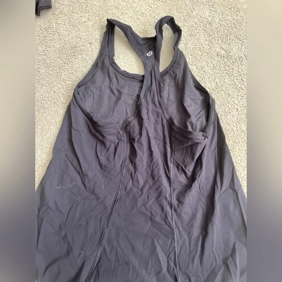 Lululemon Racerback Tank Size 2 - Picture 3 of 3